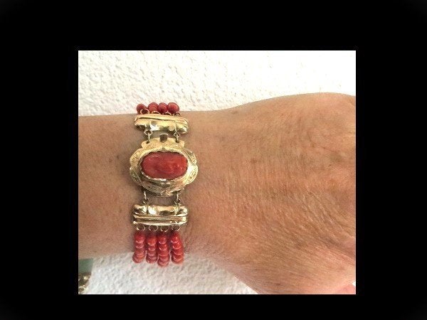 Gouden Bloedkoraal Armband met Bijzonder Bloedkoraal Camee!, Sieraden, Tassen en Uiterlijk, Antieke sieraden, Verzenden, Goud