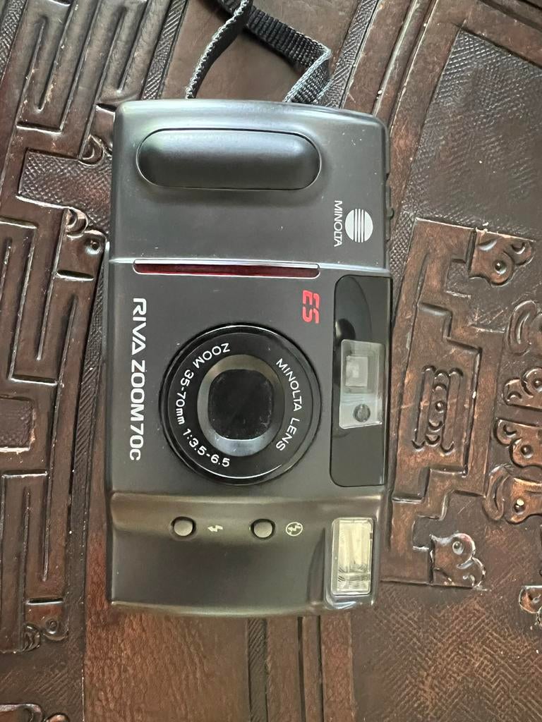 Minolta riva zoom 70 C met beschermhoesje, Audio, Tv en Foto, Fotocamera's Analoog, Ophalen, Gebruikt, Compact, Minolta