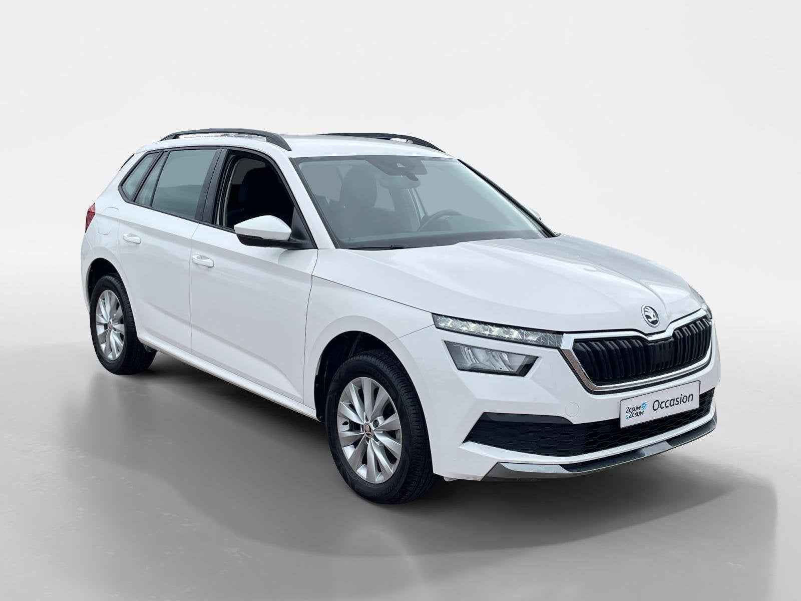 Skoda Kamiq 1.0 TSI Active *Navi via Carplay*Parkeersensoren, Auto's, Voorwielaandrijving, Stof, Gebruikt, 95 pk