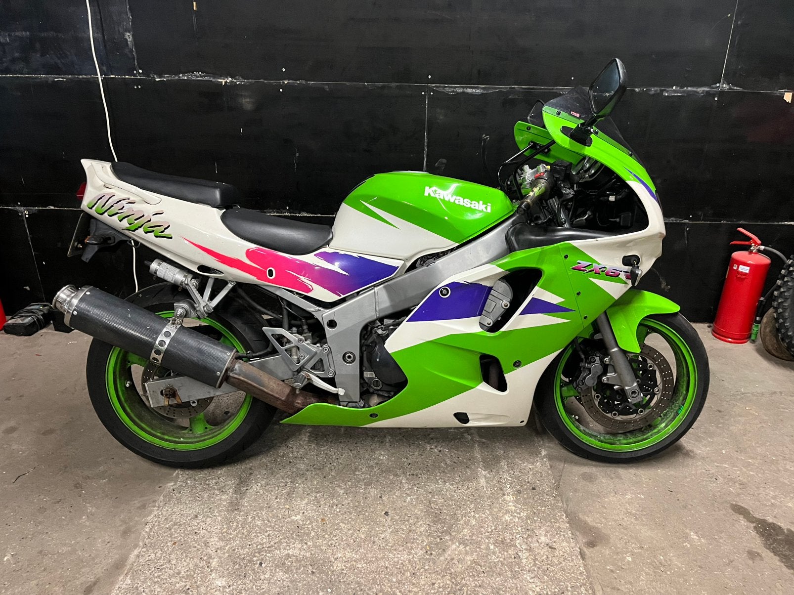 Kawasaki zx6r 1995, Kawasaki, ., Bedrijf, Sport