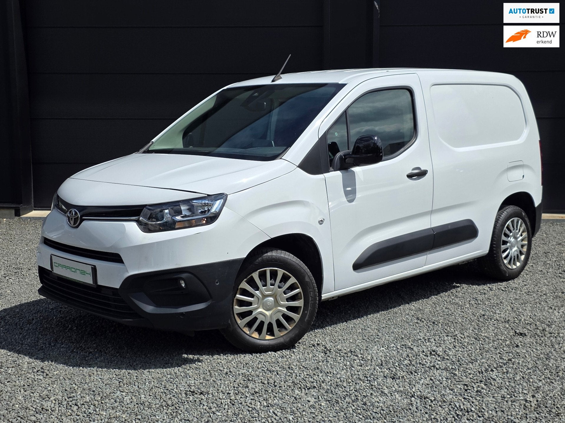 Toyota PROACE CITY 1.5 D-4D Live | Navi | Airco | PDC |, Auto's, Voorwielaandrijving, 4 cilinders, Wit, 102 pk