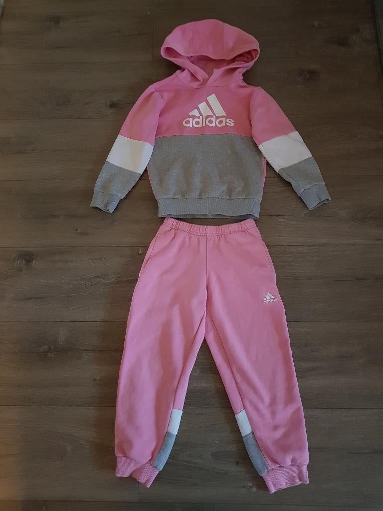 Joggingpak voor meisjes -- maat 116 - 5 / 6 jaar -- Adidas, Kinderen en Baby's, Kinderkleding | Maat 116, Adidas, Gebruikt, Meisje