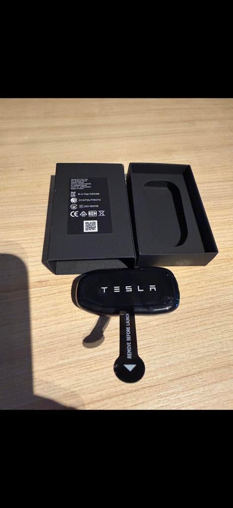 Tesla keyfob/sleutel Model 3/Y, Ophalen of Verzenden, Zo goed als nieuw, Auto