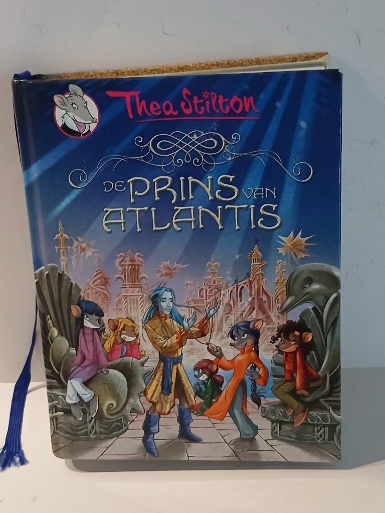 Thea Stilton  De Prins van Atlantis, Boeken, Ophalen of Verzenden, Gelezen, Fictie algemeen