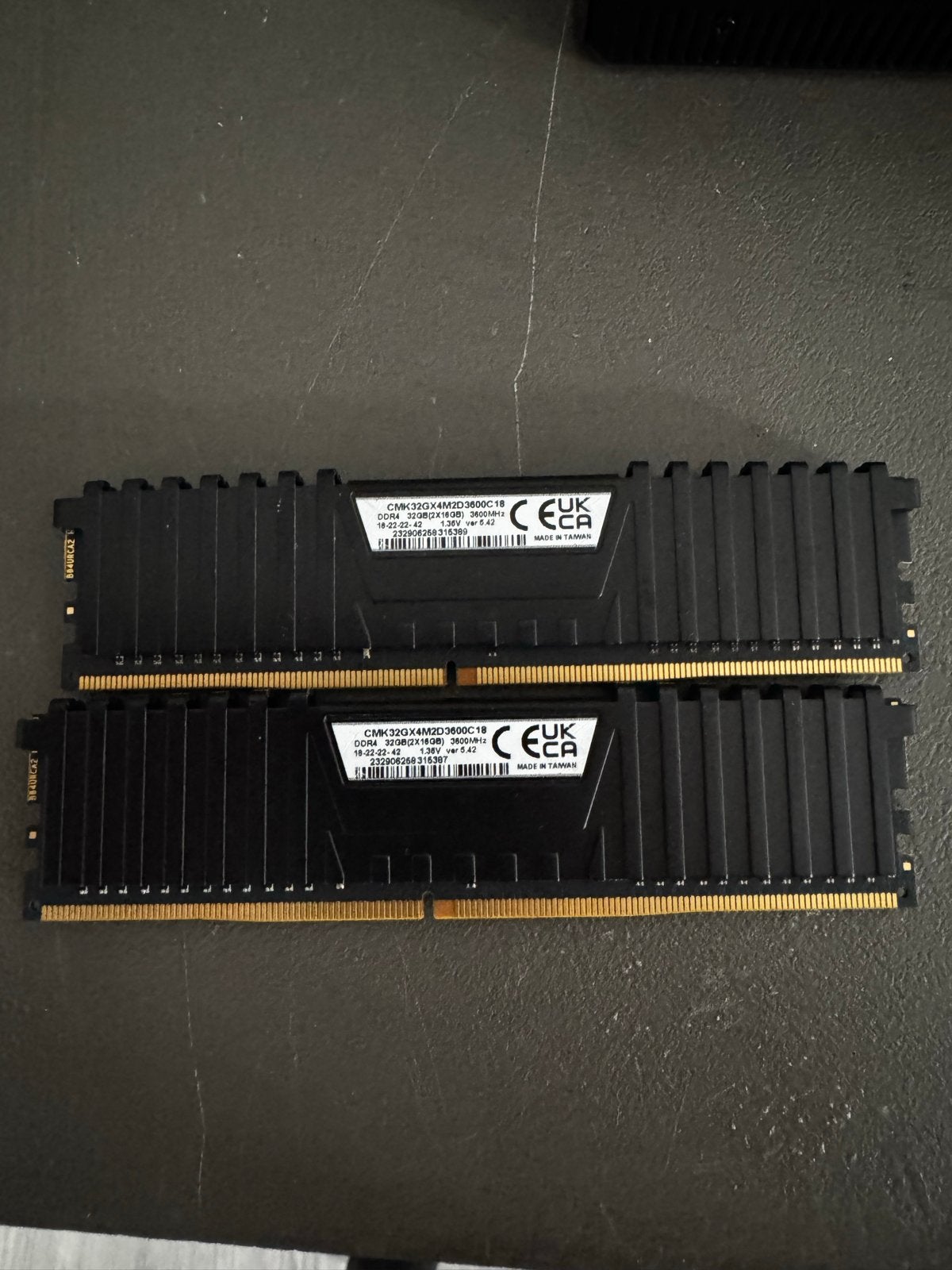 Foto 3 van Corsair Vengeance LPX DDR4 RAM 64GB (4x16GB) 3200MHz