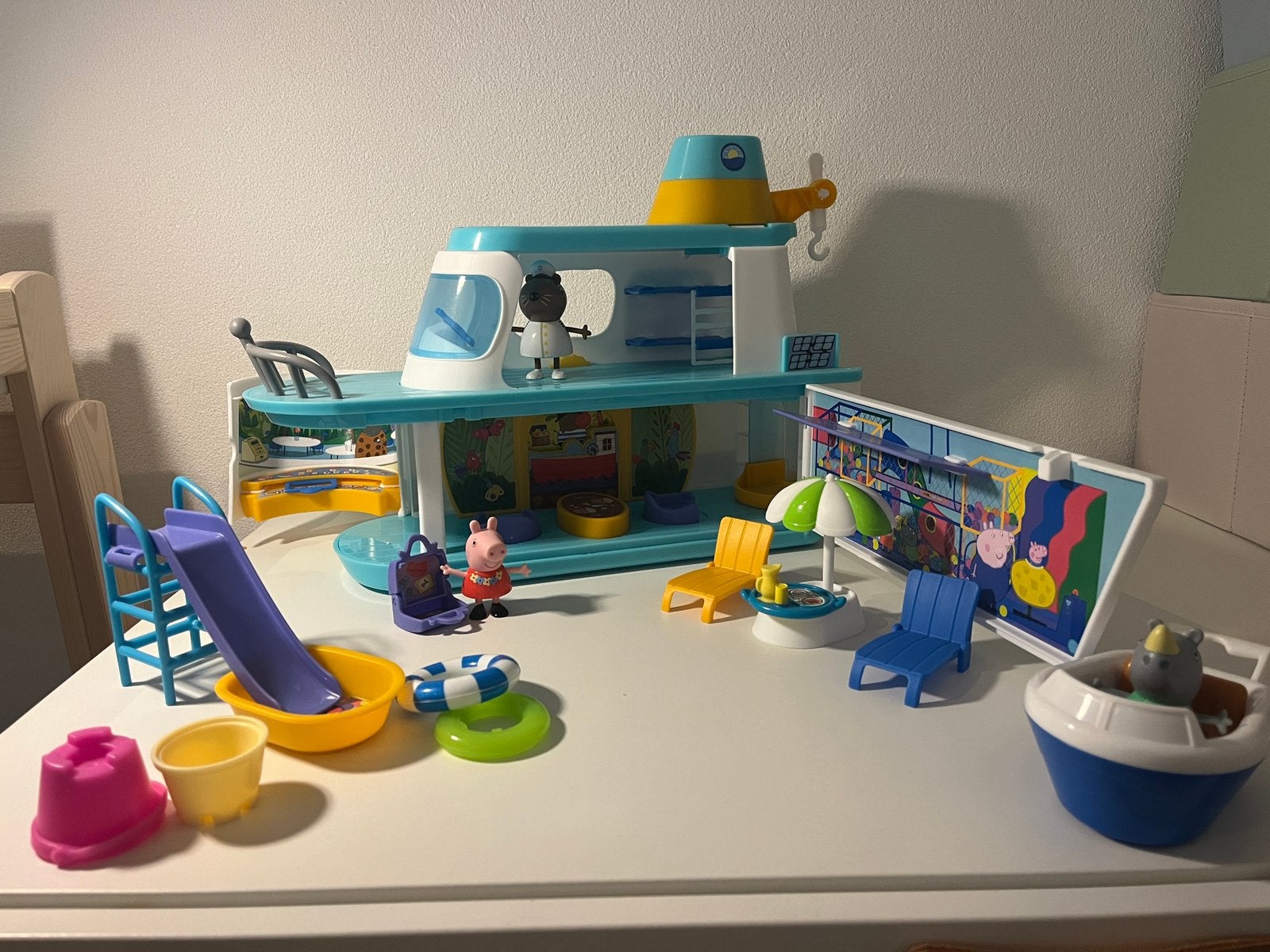 Als nieuw in de doos: Peppa pig cruise ship, Ophalen, Zo goed als nieuw