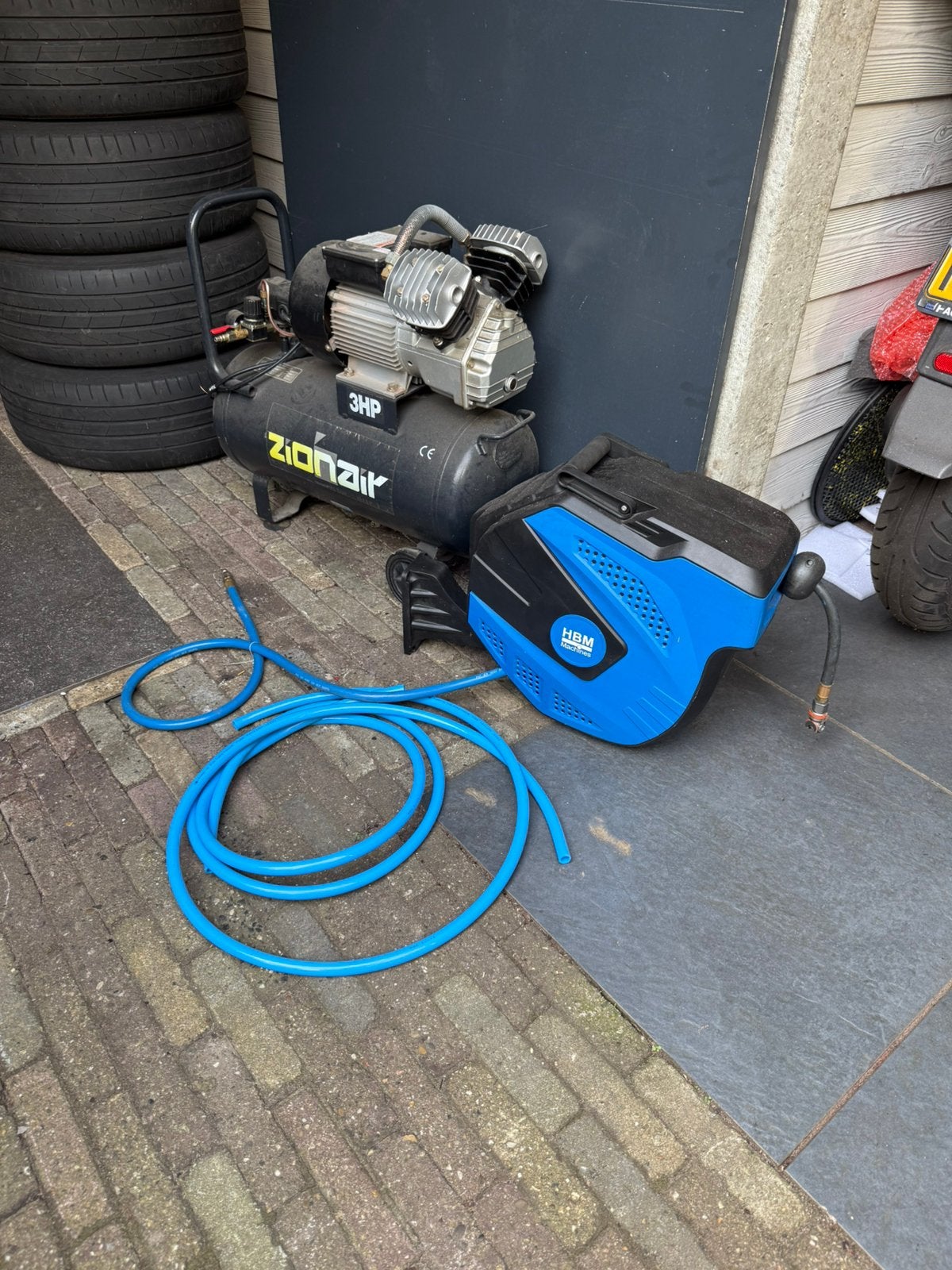 Zionair compressor 40L, Doe-het-zelf en Verbouw, Ophalen, 6 tot 10 bar, Zo goed als nieuw, 25 tot 100 liter