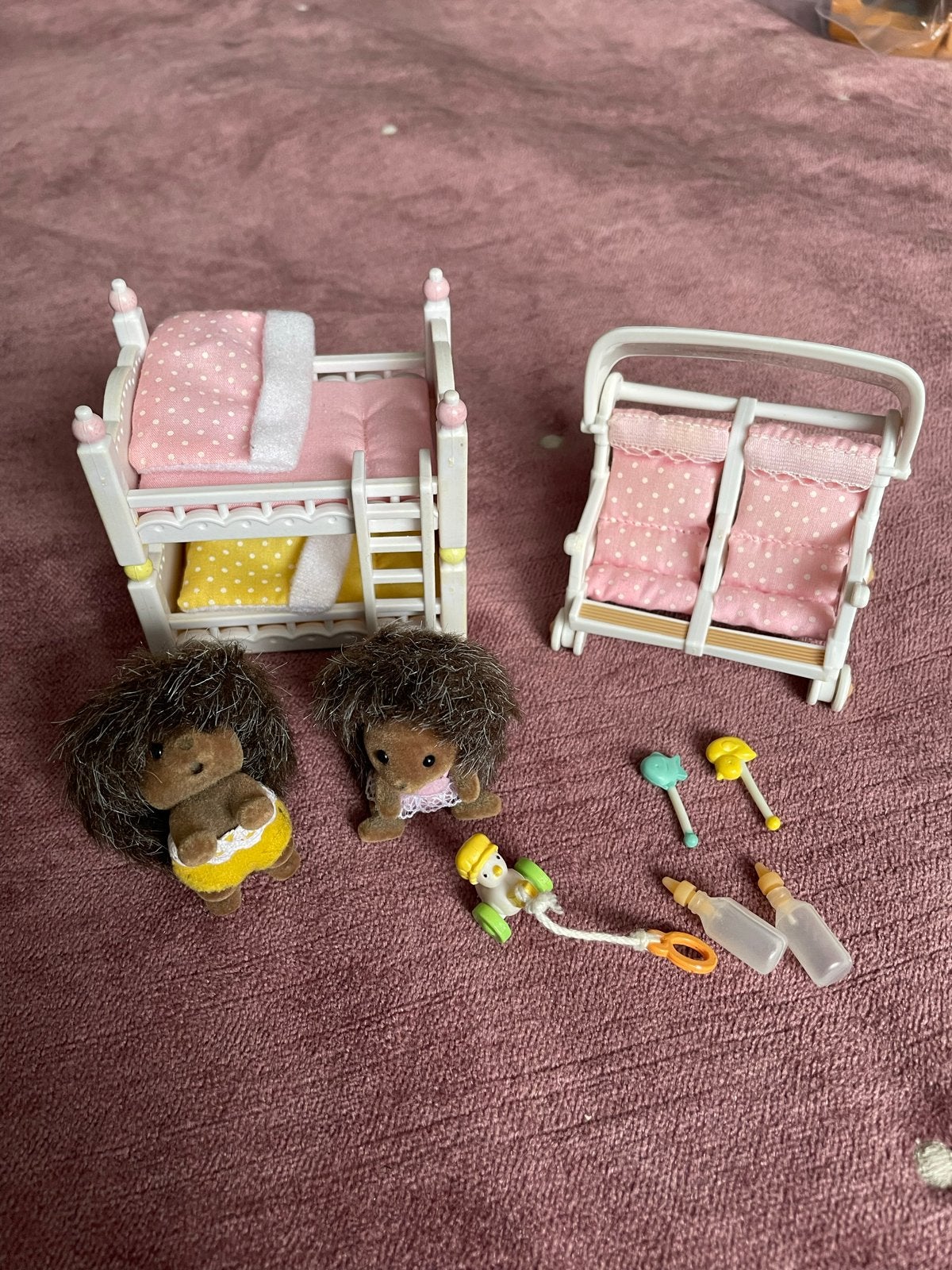Sylvanian Families Egel Tweeling met Accessoires, Kinderen en Baby's, Speelgoed | Overig, Ophalen of Verzenden, Gebruikt, Jongen of Meisje