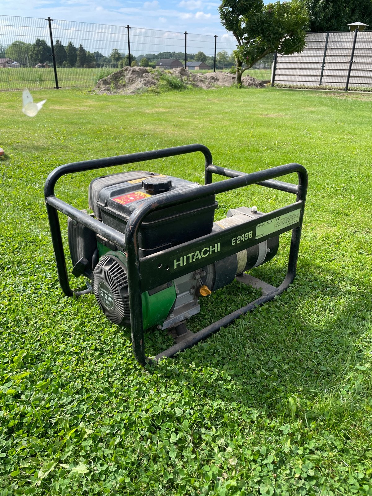 Hitachi E24SB Aggregaat - 2.1 kW Benzine Generator, Ophalen, Gebruikt, Hitachi, Overige soorten