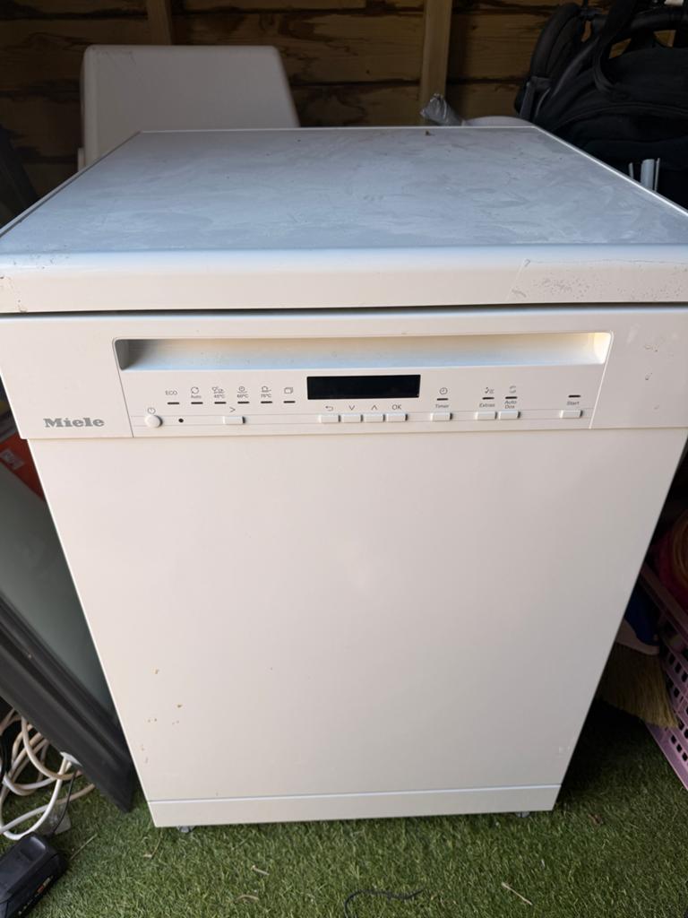 Miele G 7040 SC AutoDos Briljant Wit - Zo goed als nieuw, Ophalen, Zo goed als nieuw, Vrijstaand, 60 cm of meer