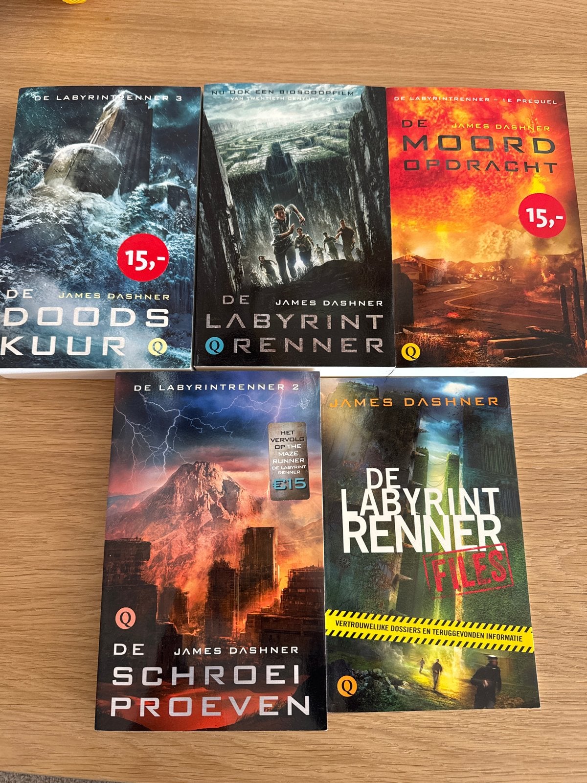 De Labyrintrenner serie - James Dashner (5 boeken), Boeken, Fantasy, Ophalen of Verzenden, Zo goed als nieuw
