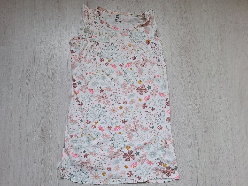 Witte nachtjapon met bloemen van HEMA, maat 122/128, Gebruikt, Meisje, Ophalen of Verzenden, Jurk of Rok