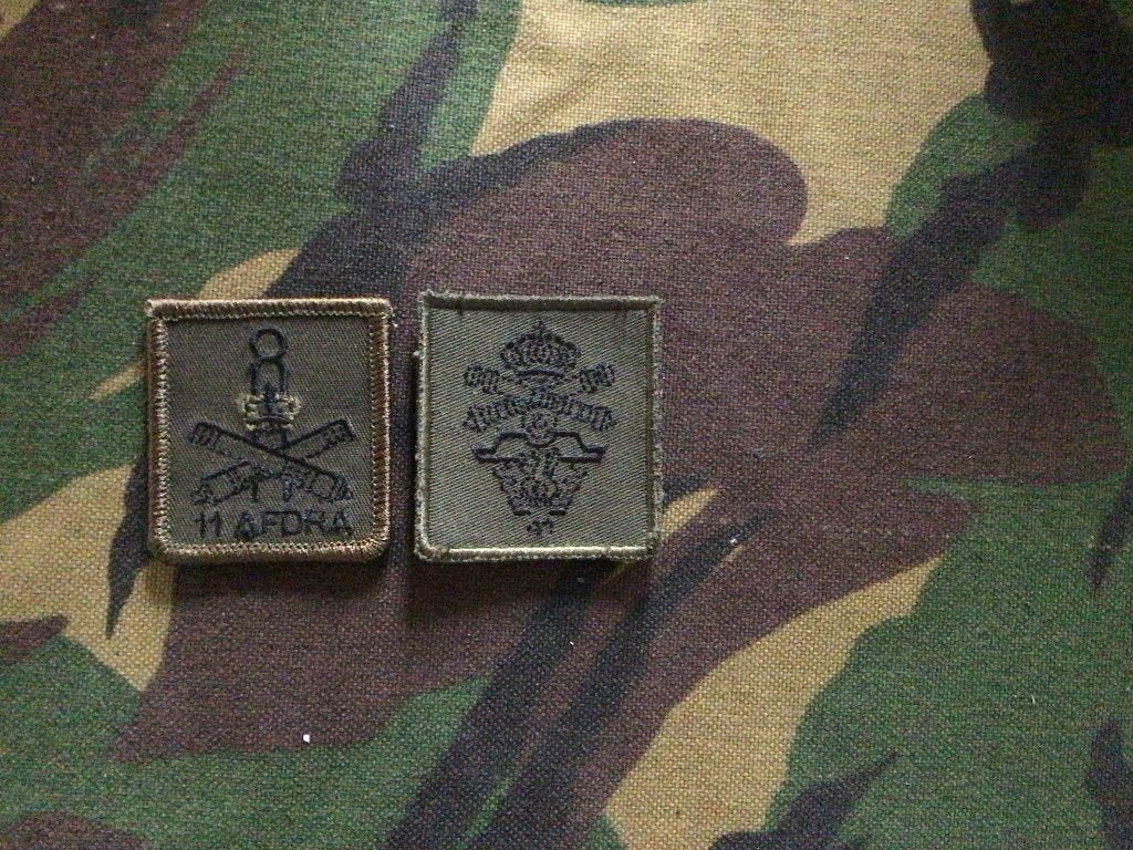 Borstembleem Artillerie, Verzamelen, Verzenden, Landmacht, Nederland, Embleem of Badge