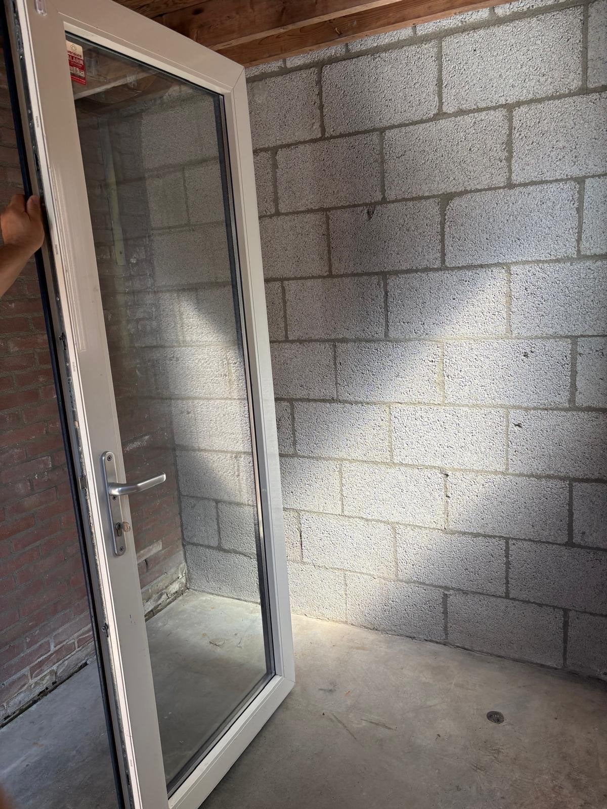 Buitendeur met glas, 215x84 cm, Doe-het-zelf en Verbouw, Deuren en Horren, Ophalen, Gebruikt, 80 tot 100 cm, 215 cm of meer
