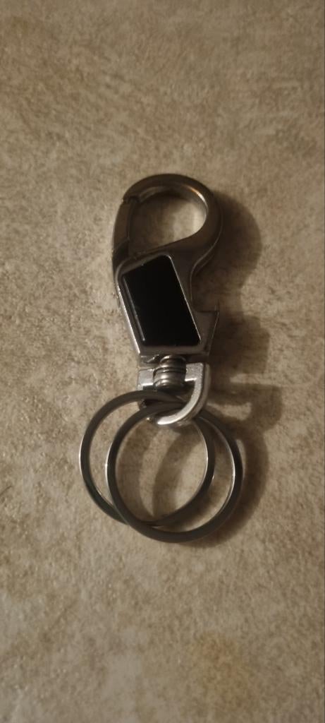 Sleutelhanger met flesopener, Ophalen of Verzenden