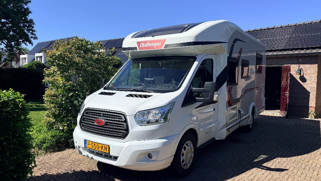 Challenger 288 7028 2.3 D 109KW 2019 White Ford Transit Car, Auto's, Stof, 1995 cc, Beige, Wit