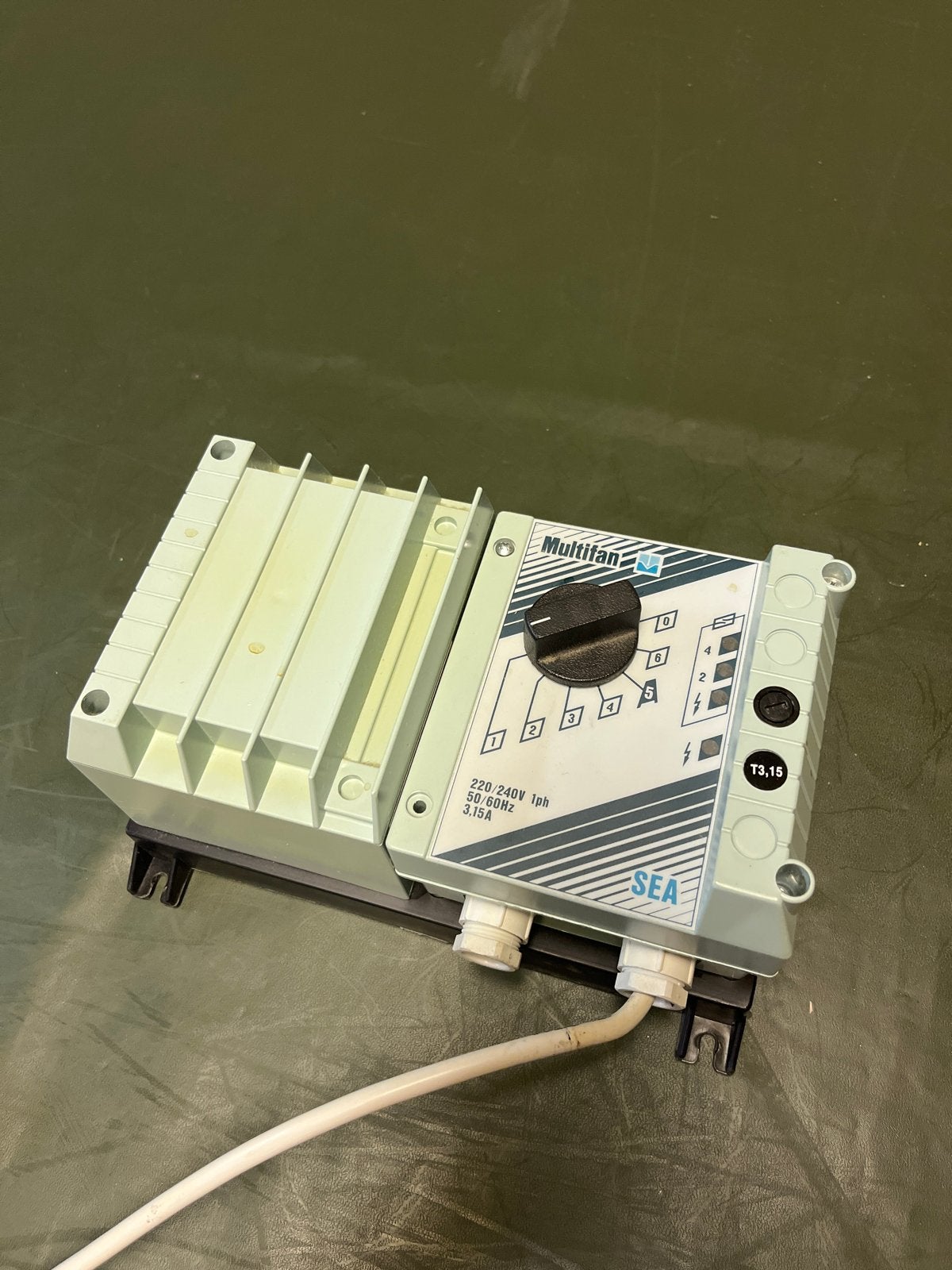 Multifan SEA Ventilatorregelaar 220-240V 3.15A, Ophalen, Gebruikt, Overige merken, Overige typen