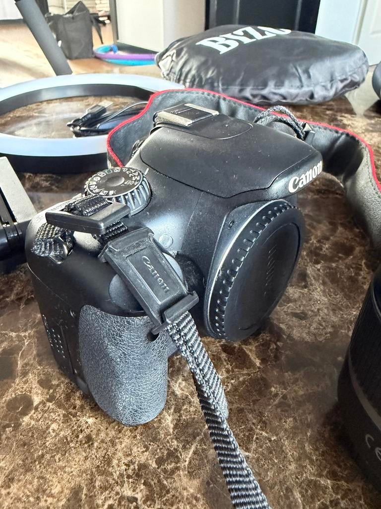 Canon EOS 550d met toebehoren, Ophalen, Gebruikt, Spiegelreflex, Canon