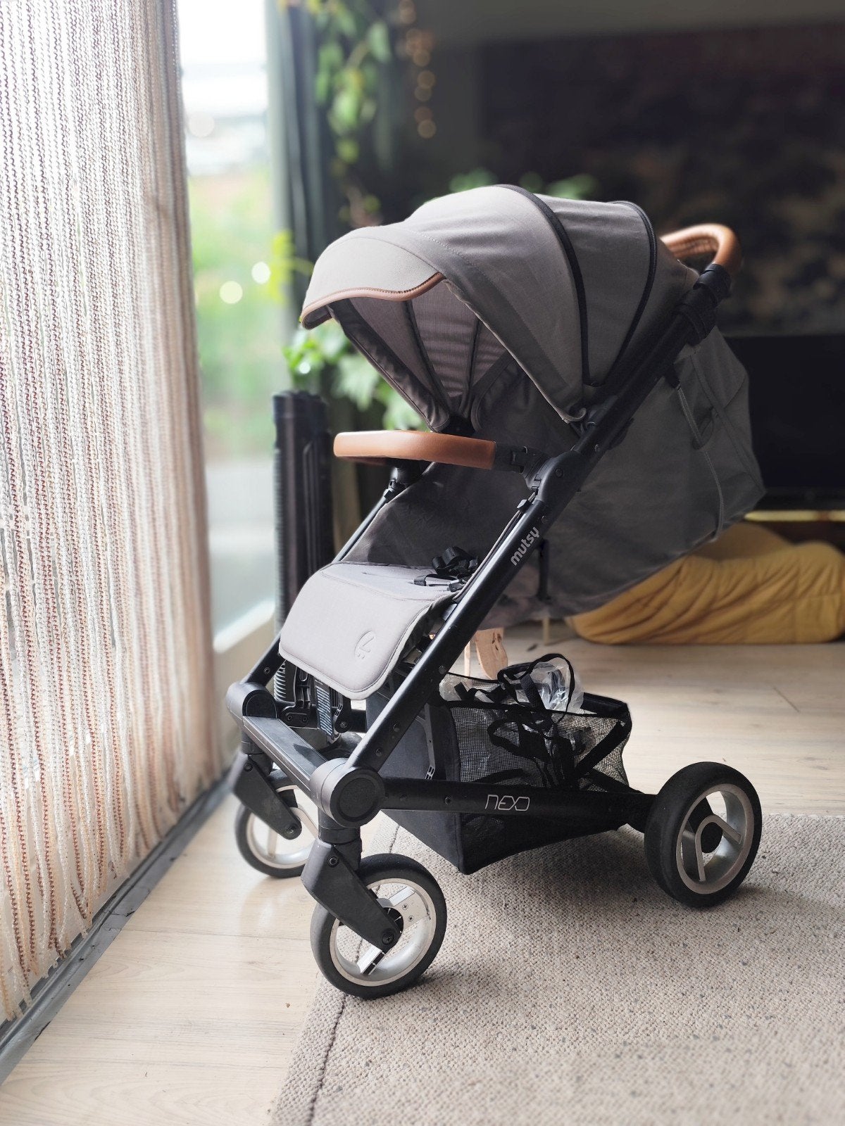 Mutsy Nexo kinderwagen, Kinderen en Baby's, Buggy's, Ophalen, Gebruikt, Overige merken, Verstelbare rugleuning