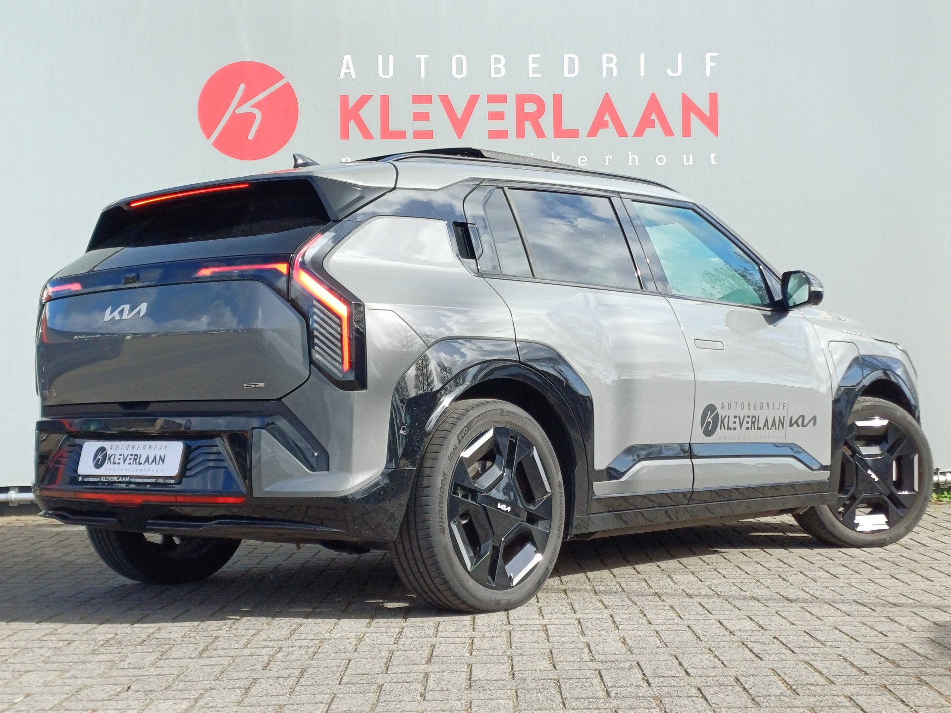 Kia EV3 GT-PlusLine 81.4 kWh | SCHUIF/ PANO DAK | 360 CAMERA, Auto's, Gebruikt, Met garantie (alle), Origineel Nederlands, Kia Top Selectie