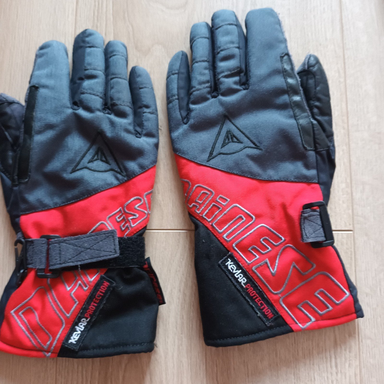 DAINESE dames motorhandschoenen  voor de winter €25.00, Motoren, Dainese, Ophalen of Verzenden, Dames, Handschoenen