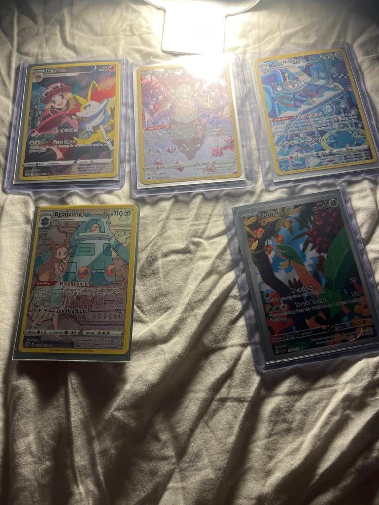 Pokémon TCG Full Art Kaarten - Braixen, Bronzong, Frosmoth, Ophalen of Verzenden, Zo goed als nieuw, Meerdere kaarten