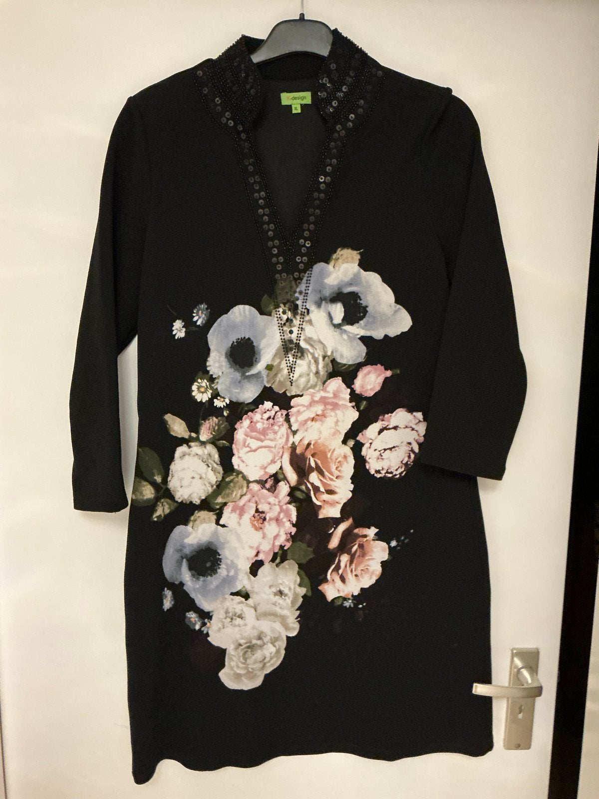 K-design Jurk Maat XL met Kraaltjes en Stretch, Ophalen of Verzenden, Gedragen, Maat 46/48 (XL) of groter, Zwart