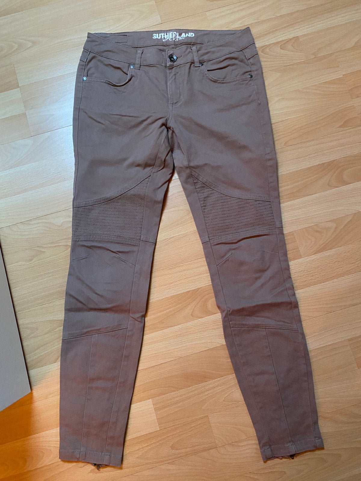Sutherland beige kleurige broek jeans in maat 40 L, Maat 38/40 (M), Beige, Ophalen of Verzenden, Zo goed als nieuw