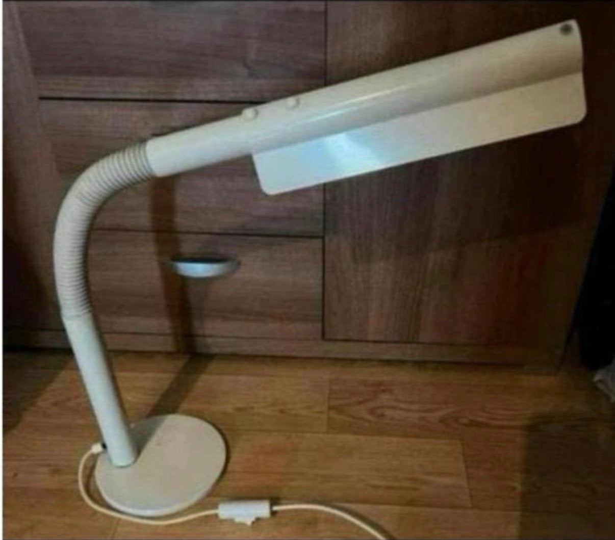 Unieke Hala zeist Verstelbare bureaulamp, Wit, Ophalen of Verzenden, Zo goed als nieuw, Bureaulamp