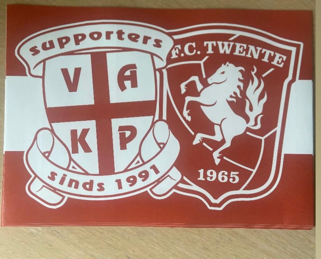 GEZOCHT!! Vak-P sticker, Verzamelen, Sportartikelen en Voetbal, Verzenden, Zo goed als nieuw, Buitenlandse clubs, Poster, Plaatje of Sticker