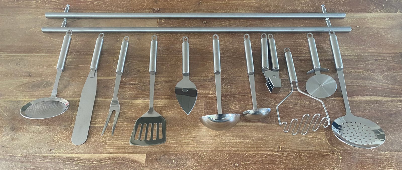 Complete RVS Keukengerei Set met Ophangsysteem, Huis en Inrichting, Keuken | Keukenbenodigdheden, Overige typen, Zilver, Ophalen of Verzenden