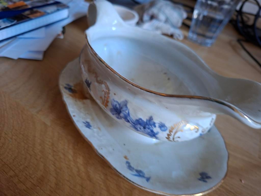 Antieke sauskom en soepterrine met blauw bloemmotief, Antiek en Kunst, Ophalen