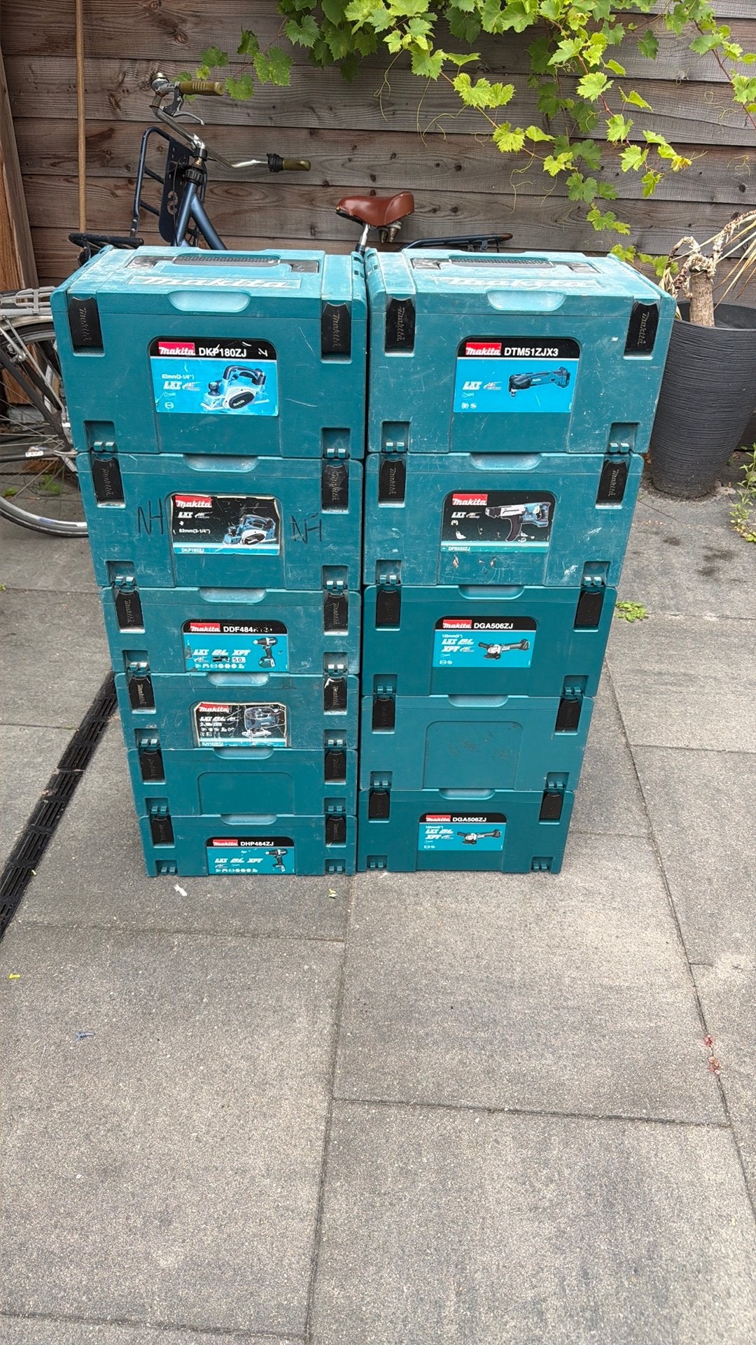 Gebruikte makita koffers, Ophalen, Doos, 60 cm of meer, Minder dan 35 cm