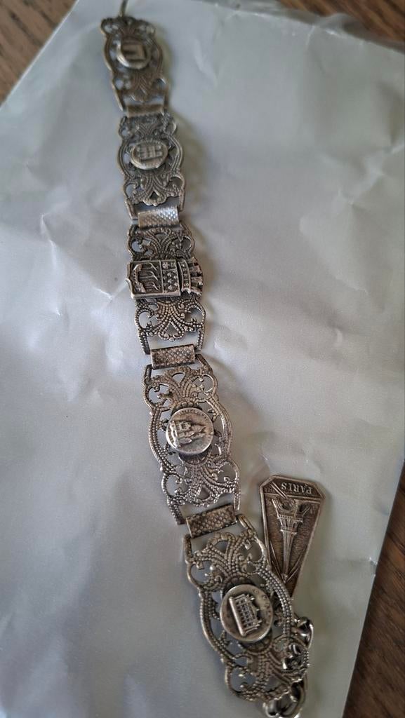 Vintage Parijs Souvenir Armband - Zilverkleurig, Overige materialen, Gebruikt, Ophalen of Verzenden, Met bedels of kralen