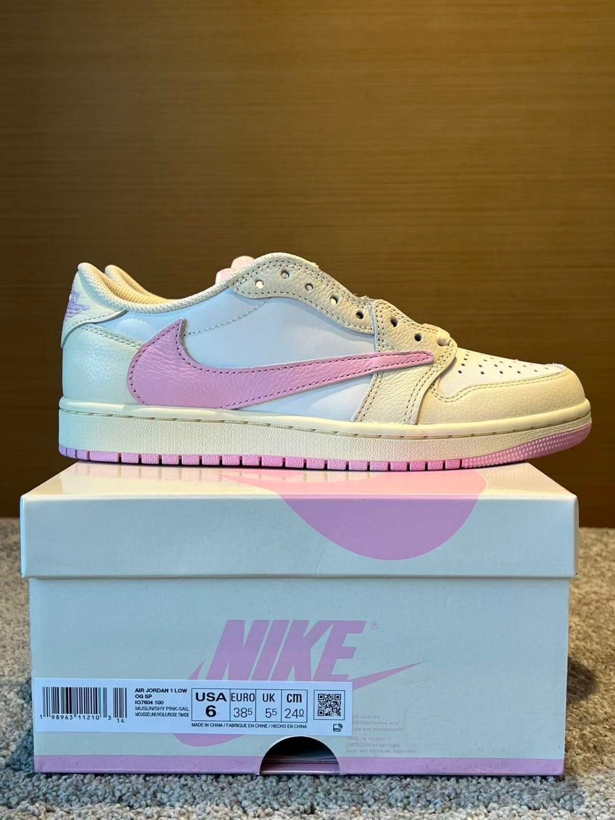 Nike Air Jordan 1 Low 'Shy Pink', Ophalen of Verzenden, Nieuw, Roze, Sneakers of Gympen