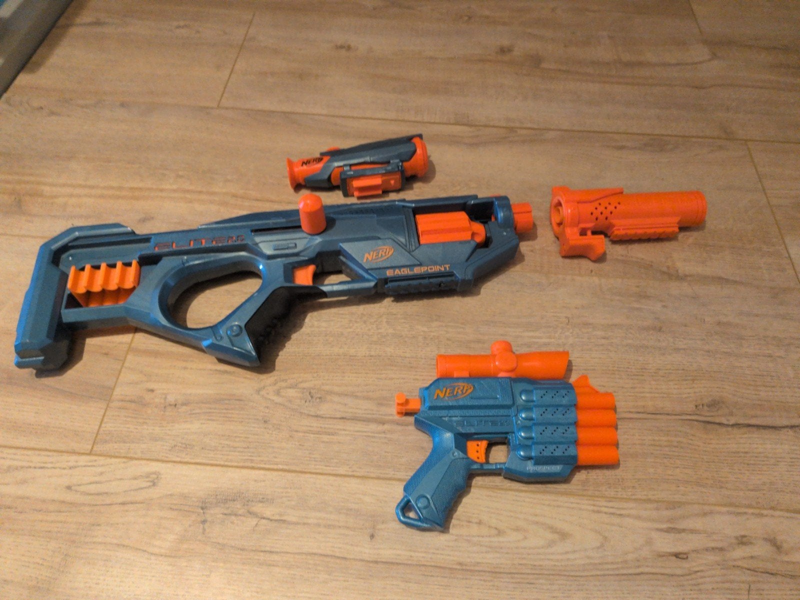 Nerf Elite Eaglepoint RD-8 en Nerf Elite 2.0 Volt SD-1, Ophalen of Verzenden, Zo goed als nieuw, Jongen of Meisje