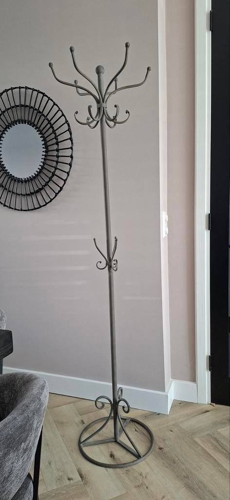 Brocante staande kapstok, Huis en Inrichting, Woonaccessoires | Kapstokken, Ophalen, Gebruikt, Metaal, Staande kapstok