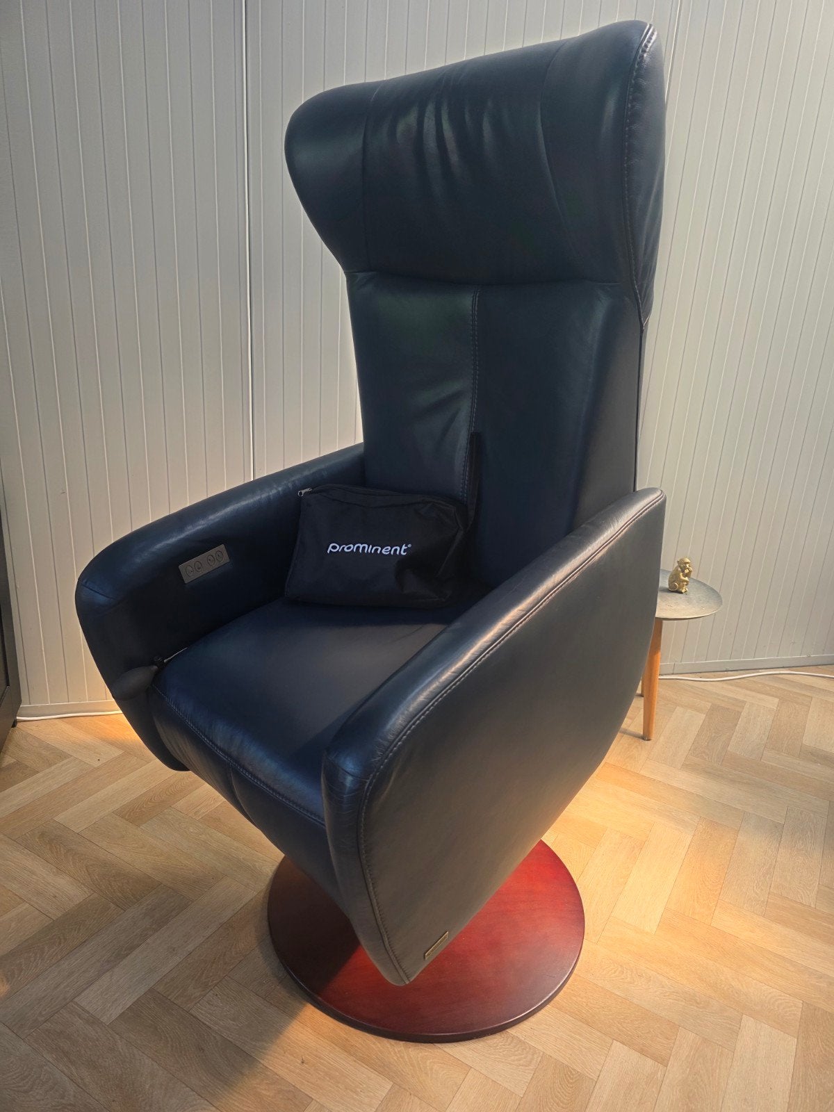 luxe sta op stoel prominent toscana XL Leer draai blauw, Ophalen of Verzenden, Leer, 50 tot 75 cm