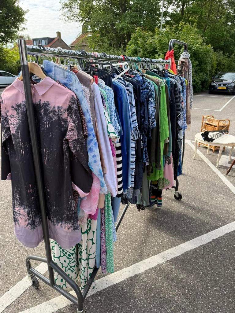 Kleding heel veel tweedehands kleding, Ophalen, Nvt, Gedragen, Nvtb