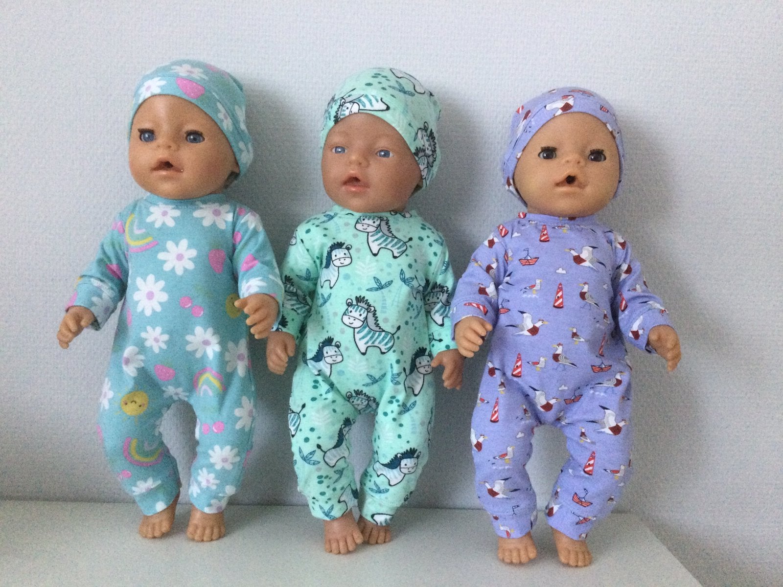 Poppenkleertjes babypop 43 cm babyborn pop 43 cm onesie, Ophalen of Verzenden, Nieuw, Babypop