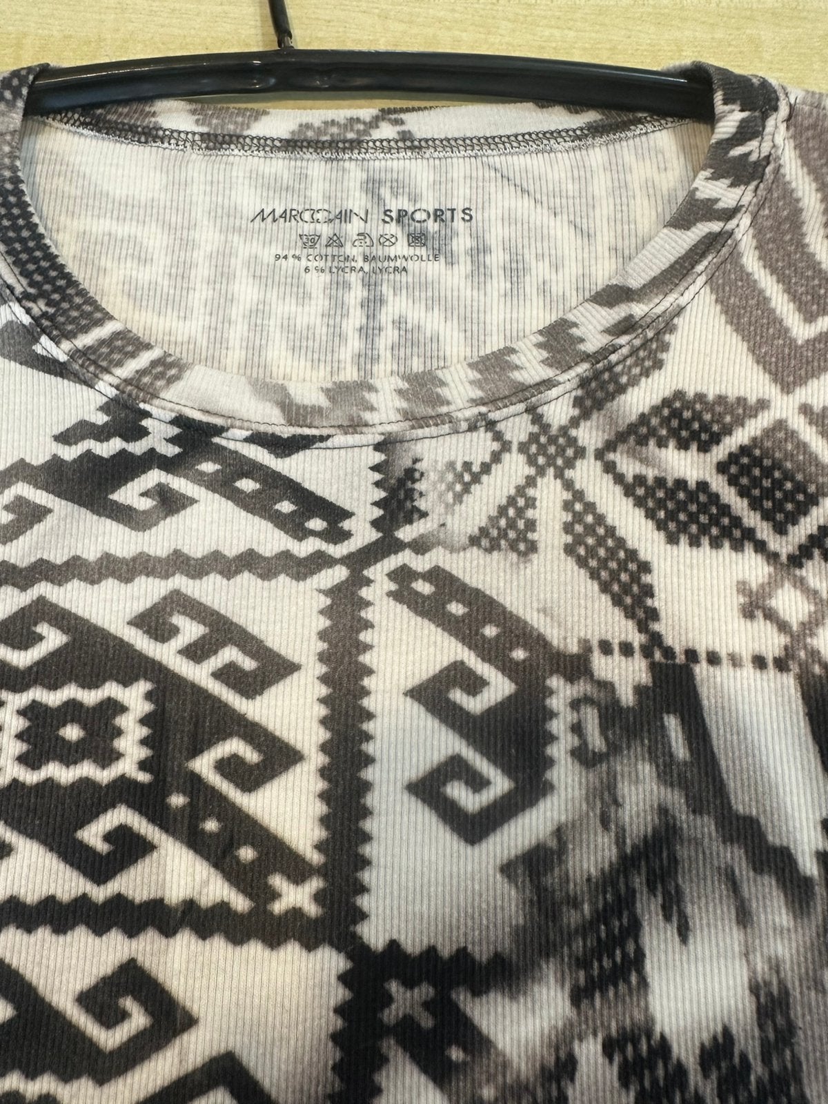 MARCCAIN 5, Kleding | Dames, T-shirts, Ophalen of Verzenden, Zo goed als nieuw, Lange mouw