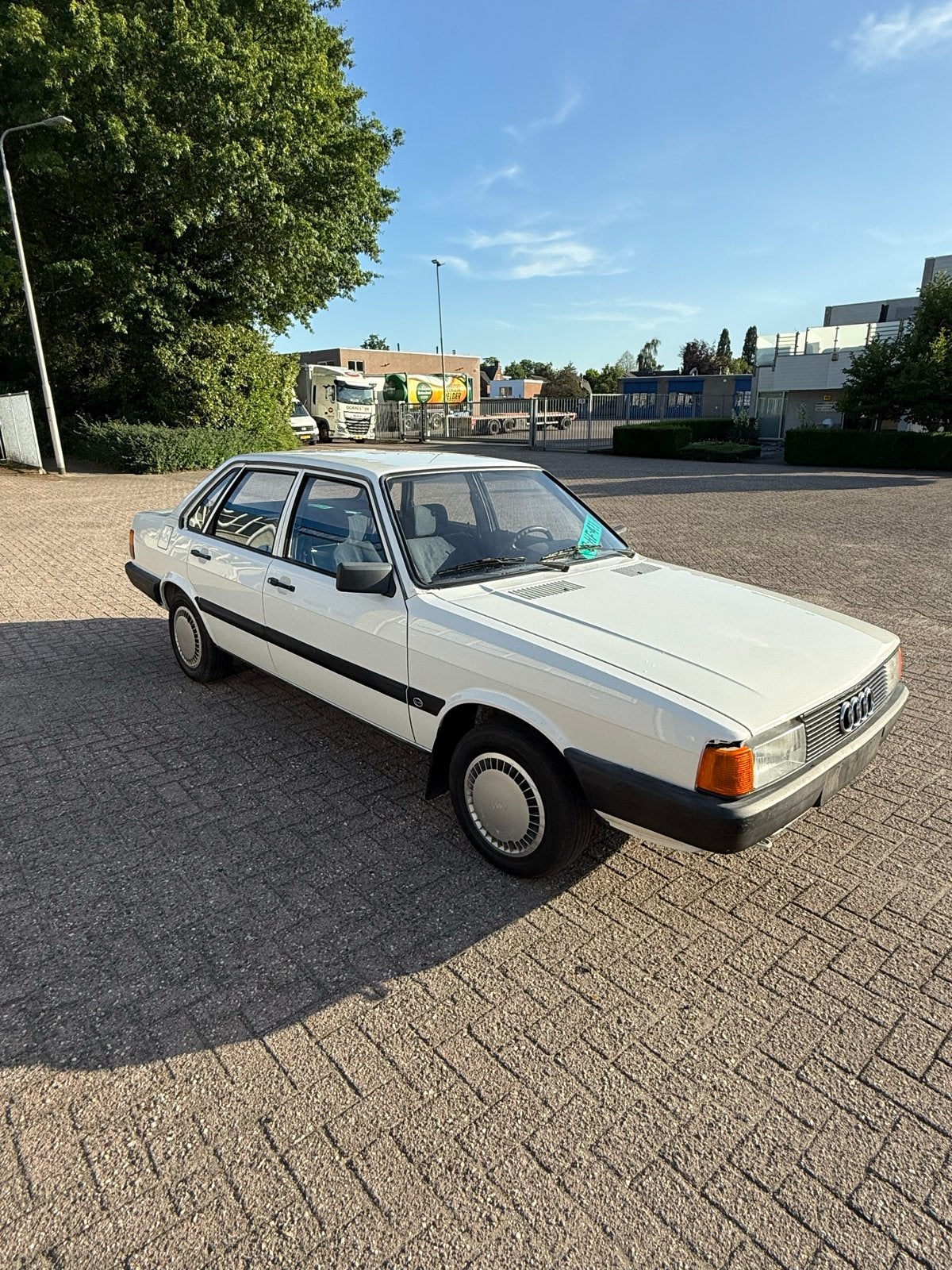 Audi 80 diesel 1.6 oldtimer belastingvrij, Auto's, Wit, Bedrijf, Audi, Sedan