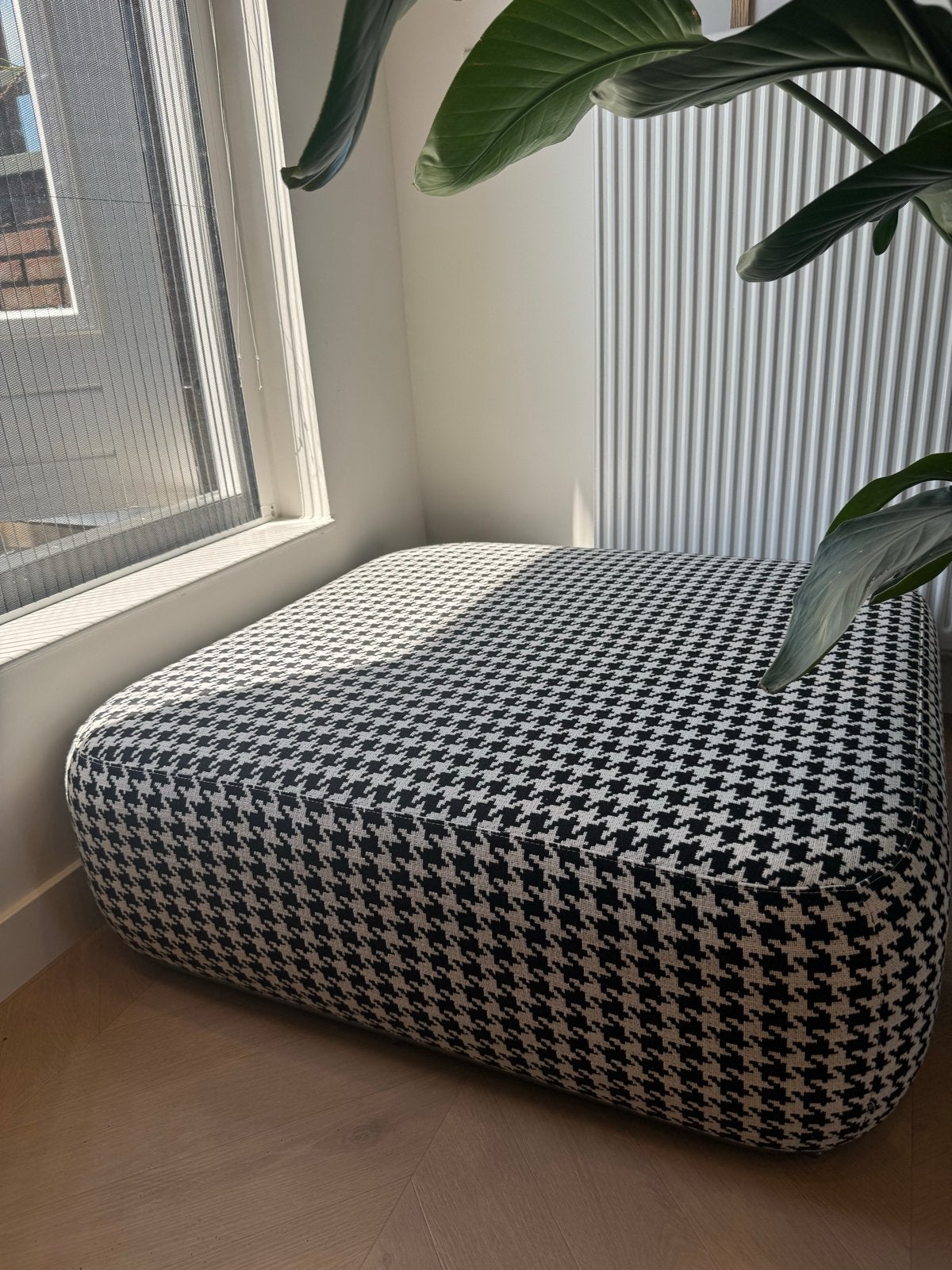 Poef - Pied-de-Poule Stof - 90x90x30, Huis en Inrichting, Ophalen, Vierkant, Zo goed als nieuw, 75 tot 100 cm