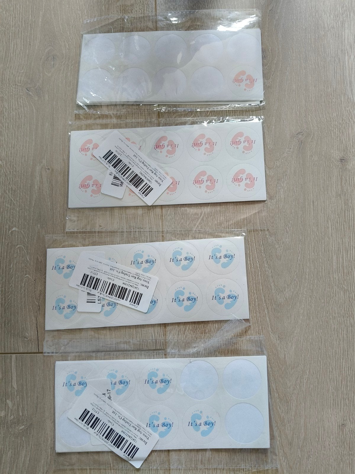 It's a boy and girl sticker voor gender Reveal meer dan 200, Ophalen of Verzenden, Nieuw, Versiering, Geboorte of Huwelijk
