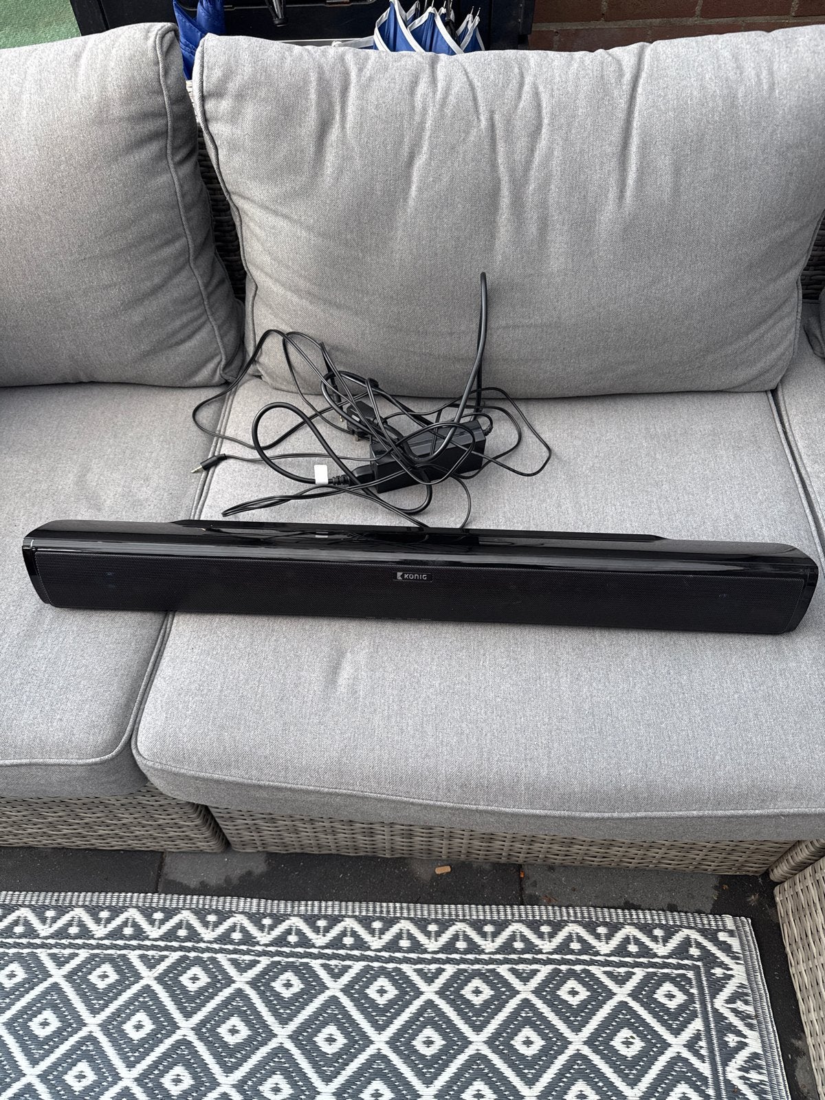 Konig Soundbar - Zwart, Ophalen, Met ingebouwde subwoofer, Zo goed als nieuw