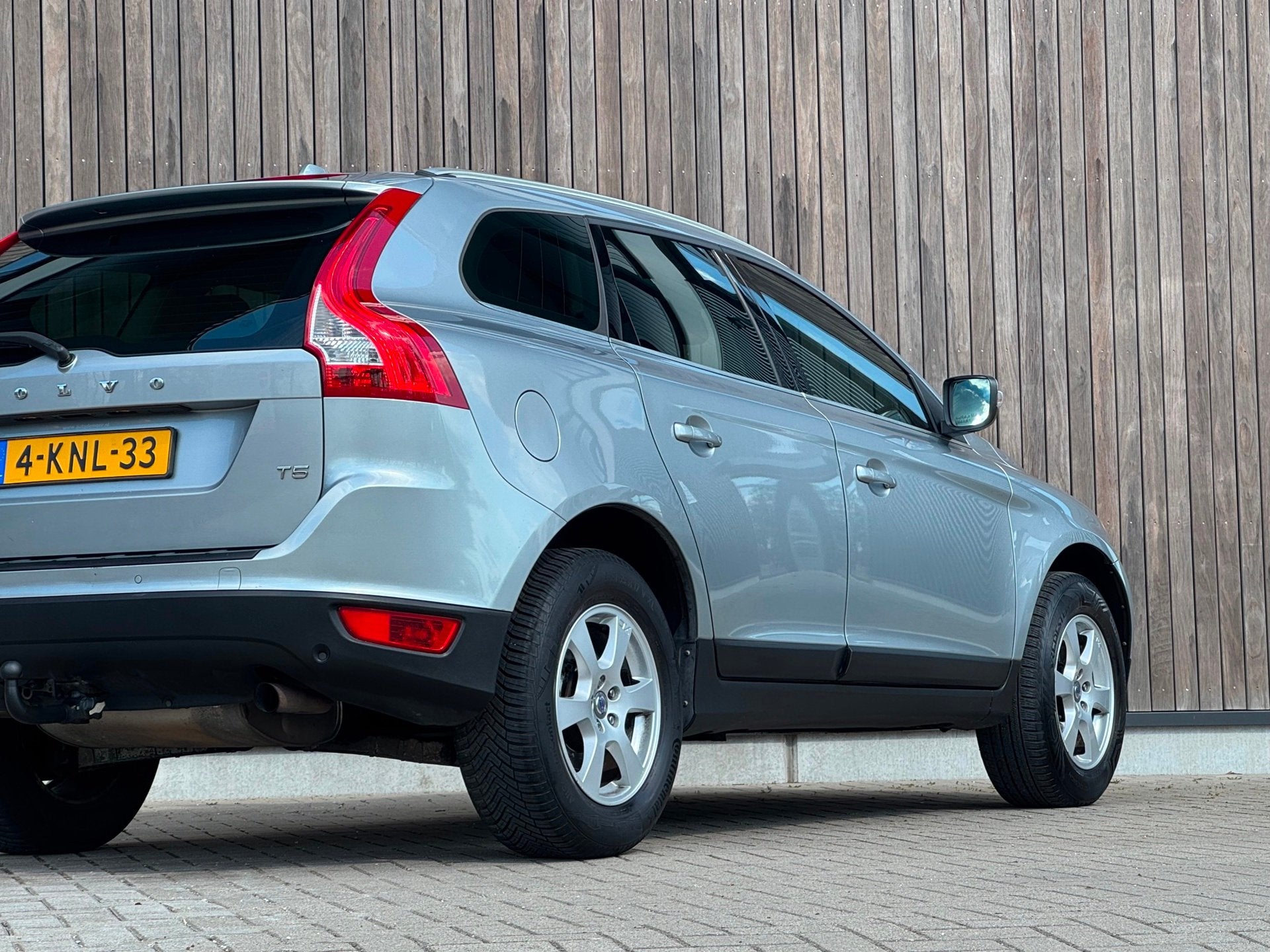 Foto 25 van Volvo XC60 2.0 T5 |LEES TEKST|