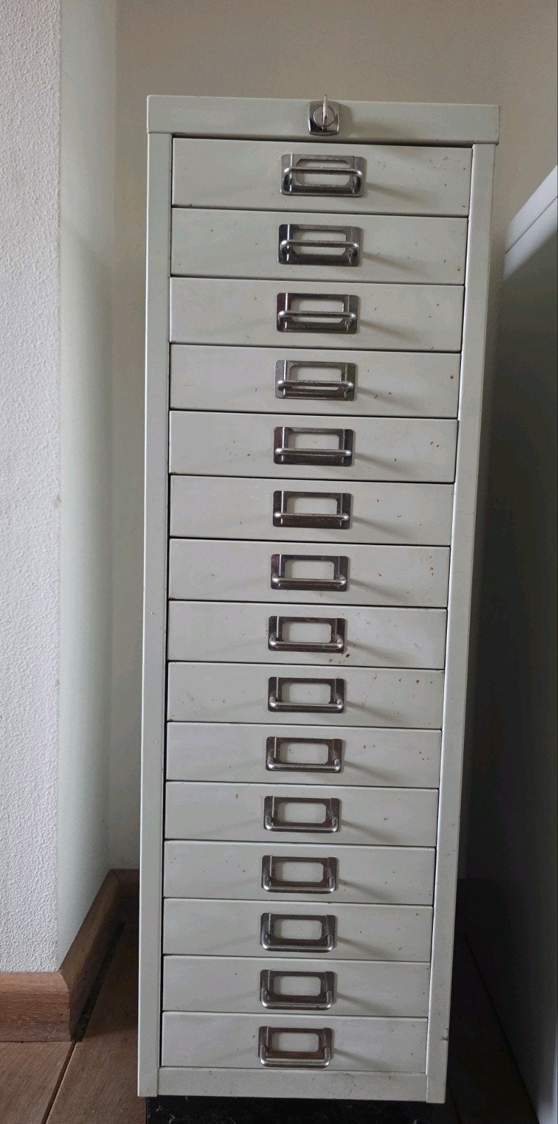 Bisley / Overtoom 15 ladenkast met slot en sleutel, Ophalen, Minder dan 50 cm, Gebruikt, 5 laden of meer