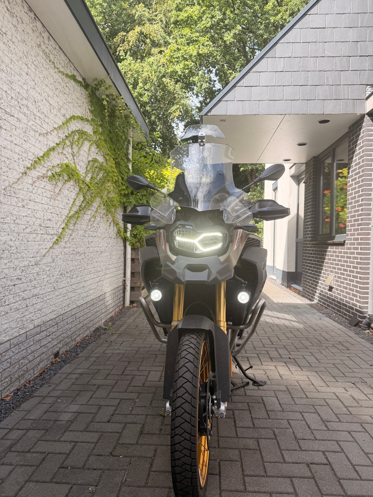 BMW F 850 GS Rallye - Complete en krachtige Enduro, Motoren, Motoren | BMW, 2 cilinders, Gebruikt, Particulier, Meer dan 35 kW