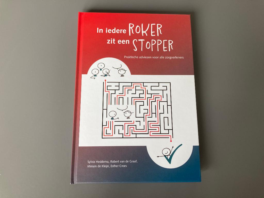 Boek: In iedere roker zit een stopper - ISBN 9789072004000, Nieuw, Ophalen of Verzenden, Gezondheid en Conditie, Diverse Auteurs