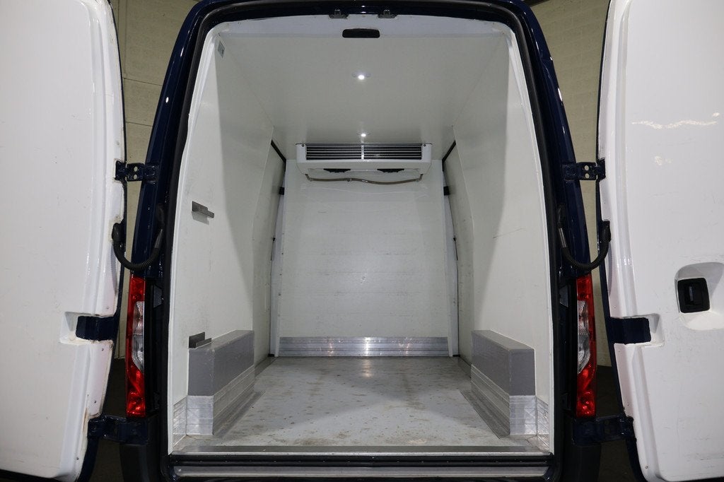 Mercedes-Benz eSprinter L2 H2 55 kWh Koelwagen (bj 2021), Auto's, Stof, Gebruikt, 116 pk, 2670 kg